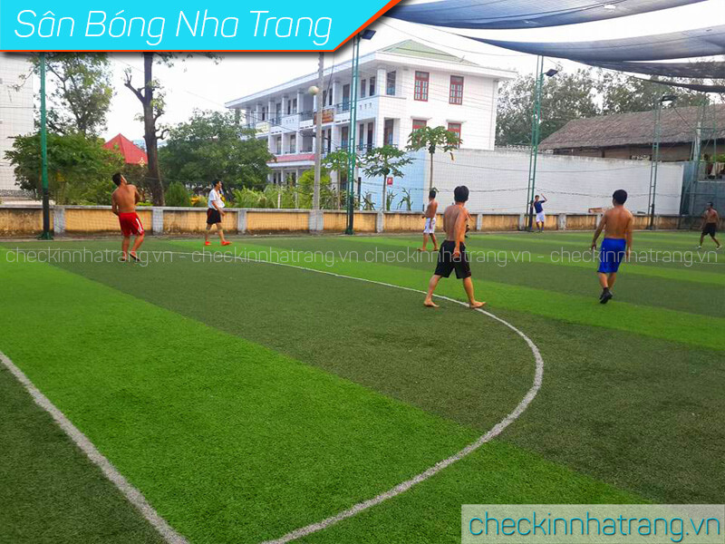 Sân bóng Mini 305 Nha Trang